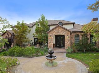 10817 W Stallion Ranch Rd, Sunland, CA 91040