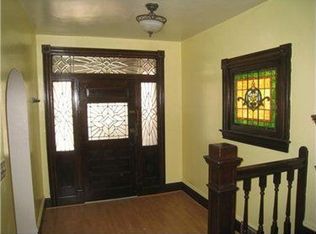 106 Elmont, Crafton Heights, PA