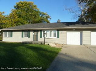 1325 Mayfield Dr, Lansing, MI 48906