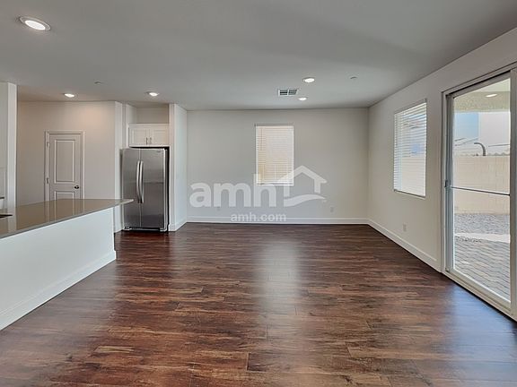 4th image of 9162 Stanford Point Ct