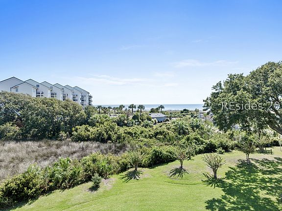 5th image of 40 Folly Field Rd APT C330