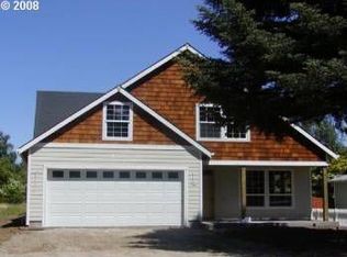 146 NE 9th Ave, Canby, OR 97013