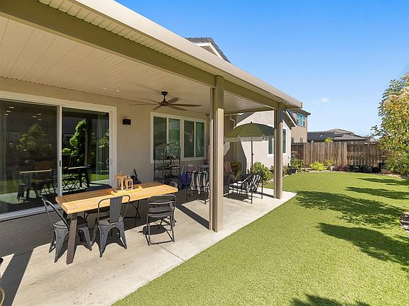 5th image of 1732 Stinson Way