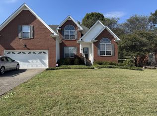 520 Briarhill Rd, Lebanon, TN 37087