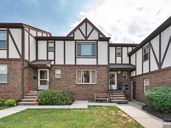 78 W Hudson Ave APT C3, Englewood, NJ 07631