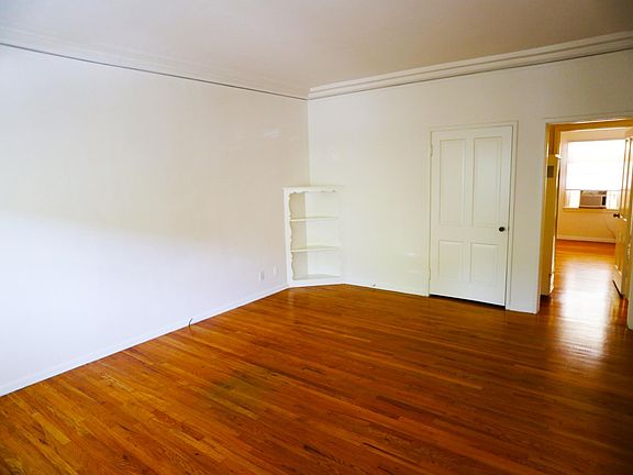 4th image of 408 E Harvard St APT B