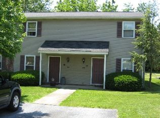 684 S Cedar St, Lititz, PA 17543