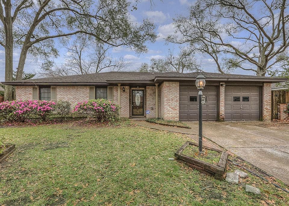 1st image of 2226 Droxford Dr