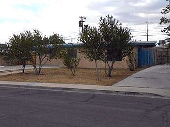 4th image of 1901 Ryan Ave