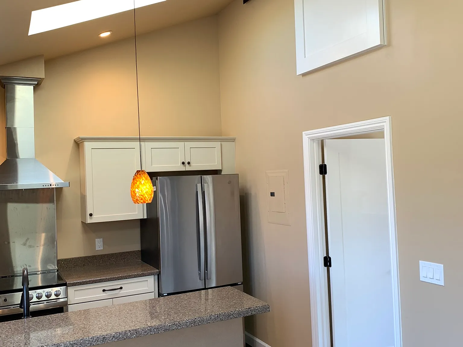 1 bed, 500 sqft, $2,550 — Photo 3
