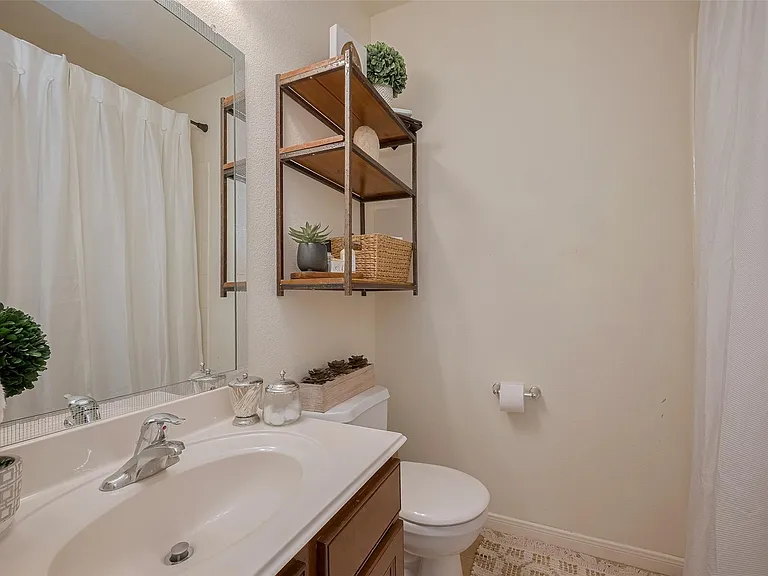 25203 Melody Oaks Ln — Photo 22