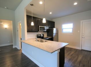 217 Stewart Bend Ct, Azle, TX 76020