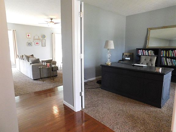 3rd image of 8012 Quailwood Ct