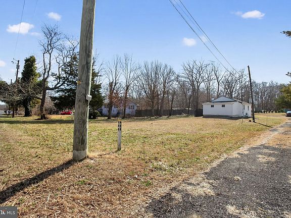 2nd image of 259 Shoemaker Ln
