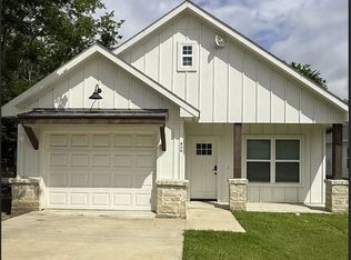 836 Gibbard Ave, Wills Pt, TX 75169