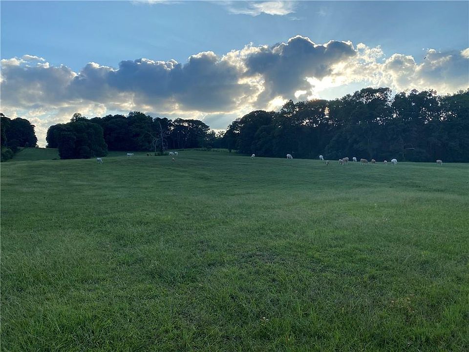 2nd image of 3061 Dallas Nebo Rd