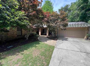 505 Lake Forest Blvd, Daphne, AL 36526