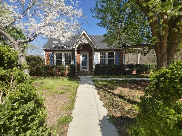 1409 Venus St, Kannapolis, NC 28083