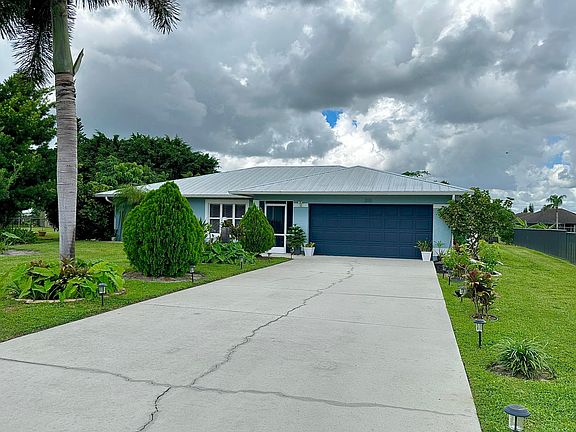 5th image of 200 SW Ridgecrest Drive