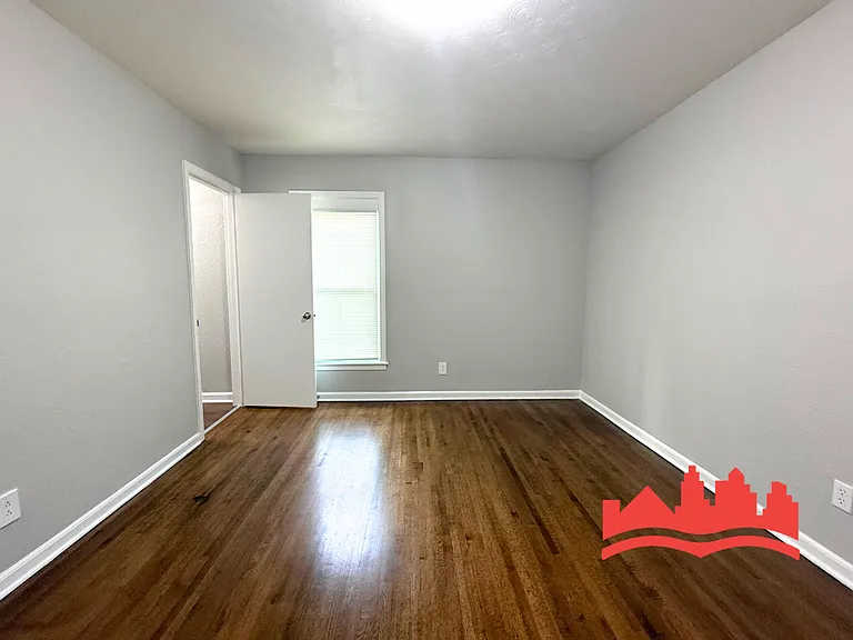 3270 Fairbanks St — Photo 14