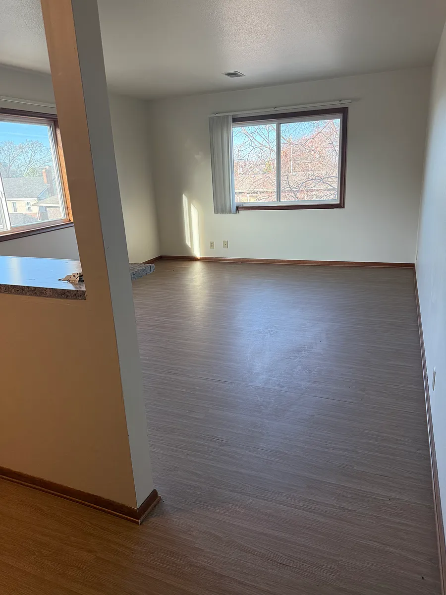 Building Photo - 151 N 41st St #208