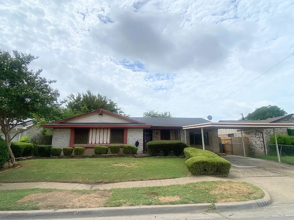 3420 Pacesetter Dr
