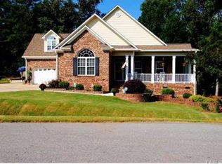 811 Winding Oak Way, Clayton, NC 27520