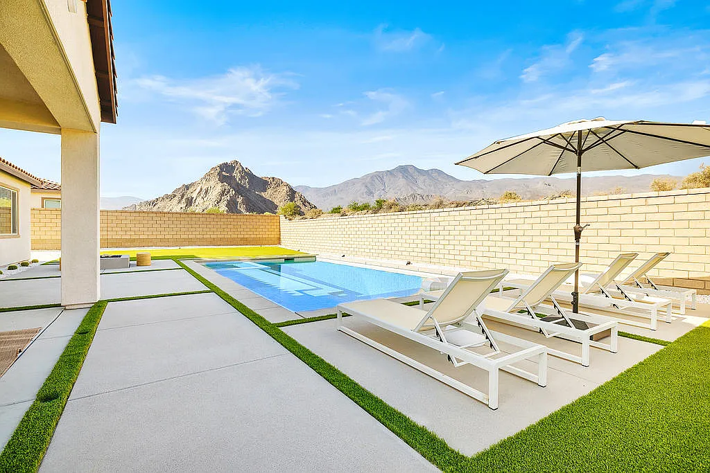 3 bed, 3006 sqft, $6,999 — Photo 1