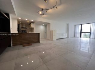 Brickell Bay Club, Miami, FL 33129