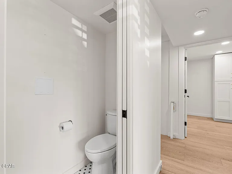 100 Cherry St #103 — Photo 23