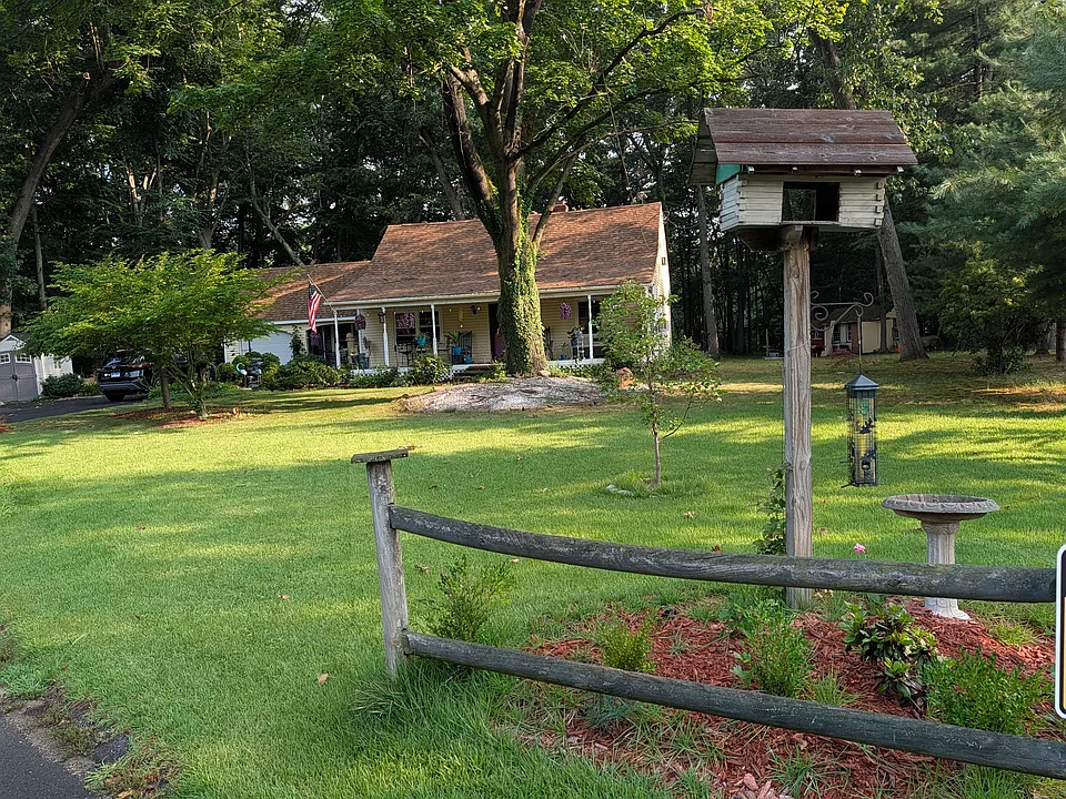 57 Bradford Dr