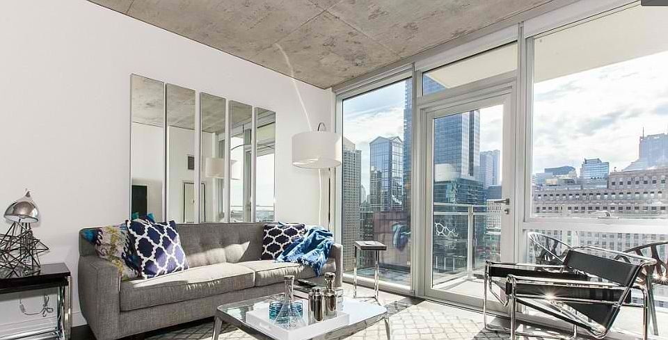 1st image of 226 W Illinois St #2212D