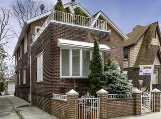 142 95th St, Brooklyn, NY 11209