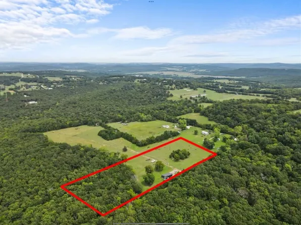 19813 Mount T Bo Ln, Elkins, AR 72727