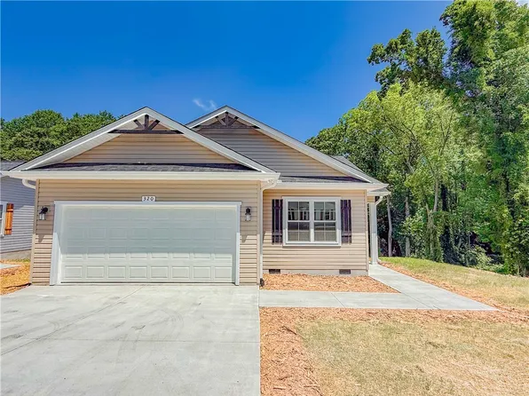 320 Code Cir, Seneca, SC 29678