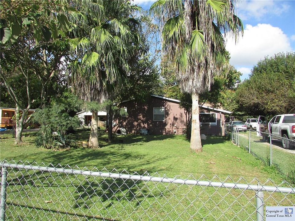 1st image of 224 Woodcreek Cir