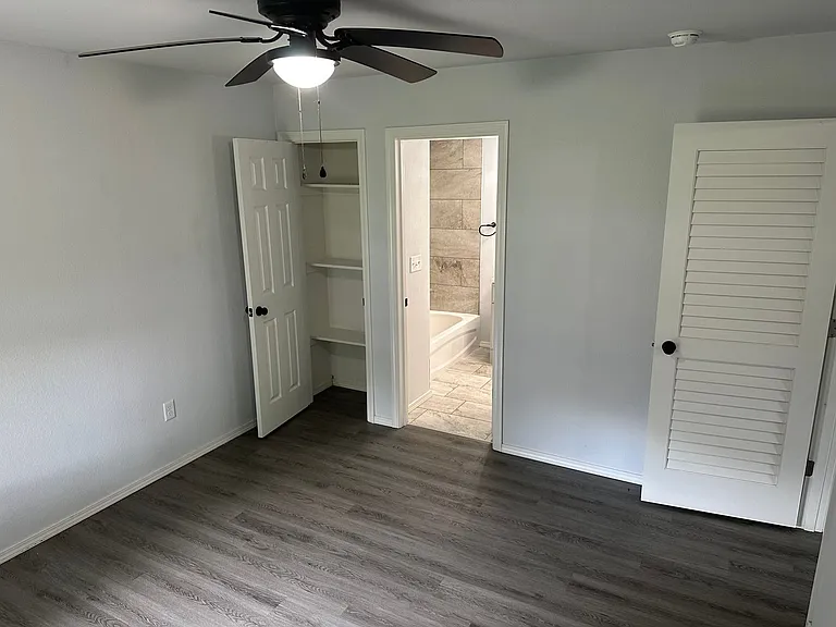 1201 Backus Ave — Photo 6