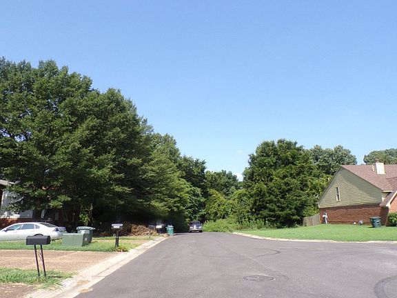 4th image of 5547 Crepe Myrtle Dr