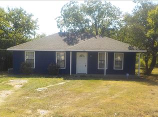106 Pecos St, Terrell, TX 75160