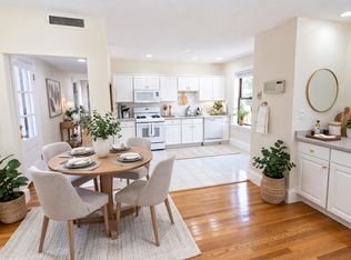 12 Dean Rd #A33, Brookline, MA 02445