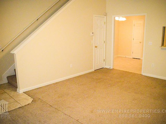 3rd image of 2756 Westbrook Ct