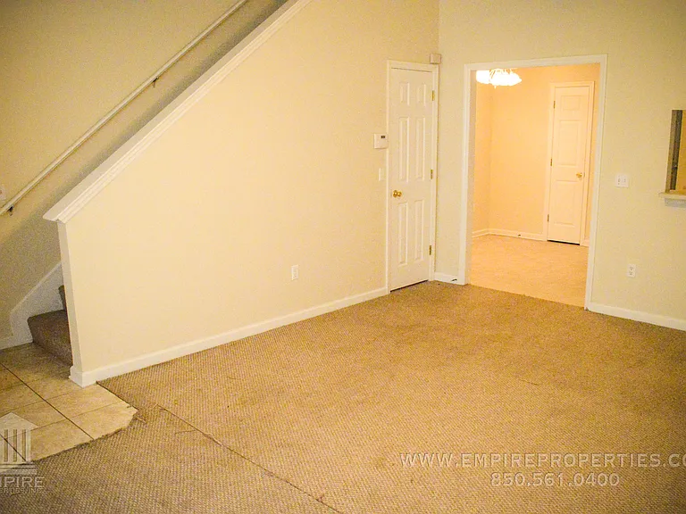 2756 Westbrook Ct — Photo 3