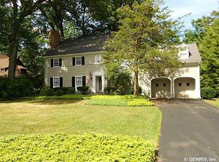 148 Oak Ln, Rochester, NY 14610