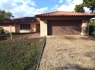 3049 Poinciana Cir, Sanibel, FL 33957