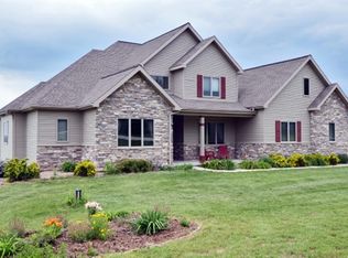 N9115 Legler Rd, Brooklyn, WI 53521