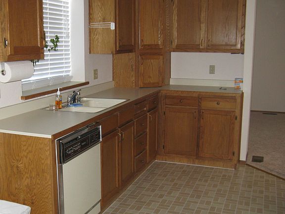 4th image of 1305 Twinpeaks Dr