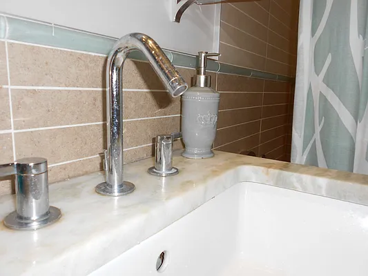 Rented by Progressive Realty Group USA, Inc | media 26