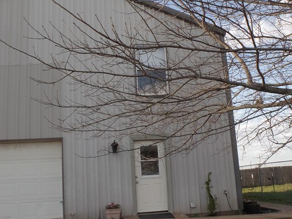 2nd image of 820 Alysa Ln #2