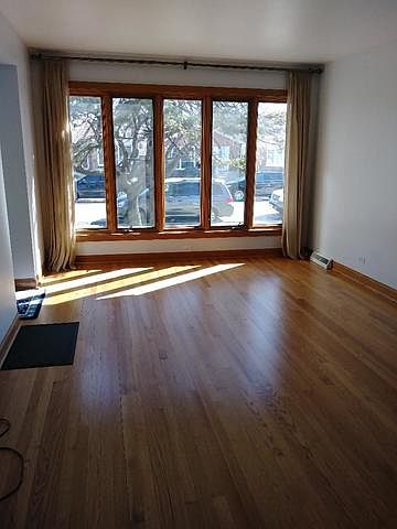 2nd image of 6022 S Moody Ave