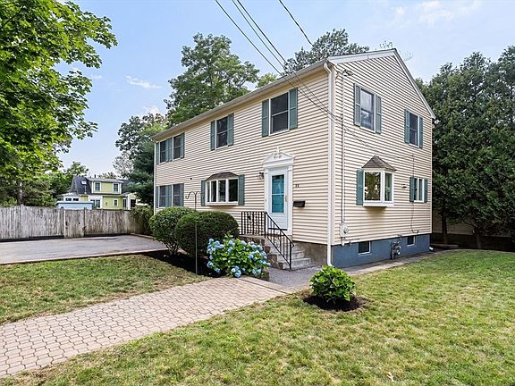 2nd image of 88 Wright St